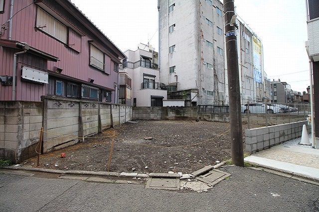 Selection 二世帯住宅にも！緑の多い住宅地、碑文谷