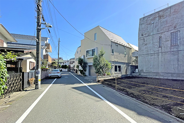 朝日の差し込む閑静な邸宅地「目黒本町」の限定一区画