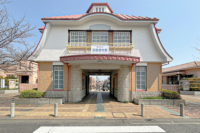 複数路線が徒歩12分圏内！豊かな自然に囲まれた整形地