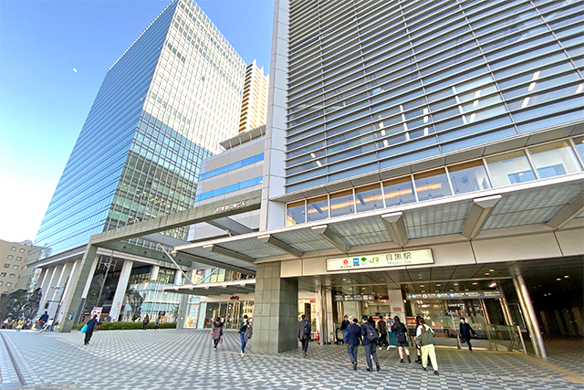 家族にうれしい買物環境と、陽光あふれる「目黒」の住まい