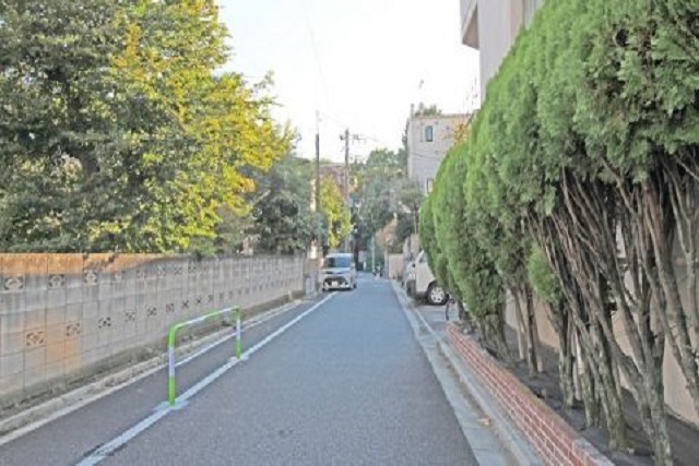 Selection 東大近くの閑静な邸宅地、二世帯・アパート用地としても