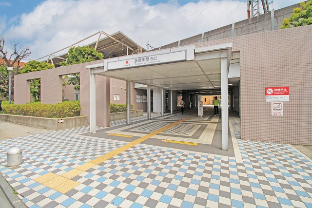 selection　駅徒歩8分！9ｍ×4ｍ角地に解放感のある我が家を