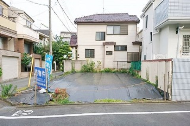 Selection スキップフロアのリビングで贅沢な空間に住まう『用賀』