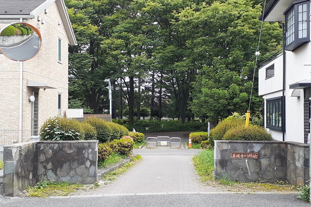 Selection  「南阿佐ヶ谷」 子育て環境が整った整形地
