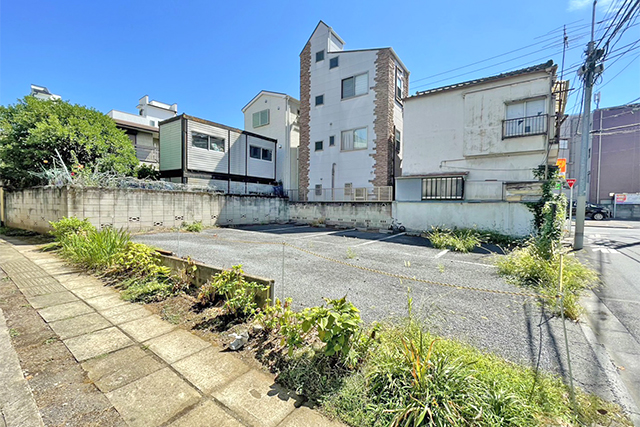 「池袋」に要塞のようなオーダーメイド住宅を