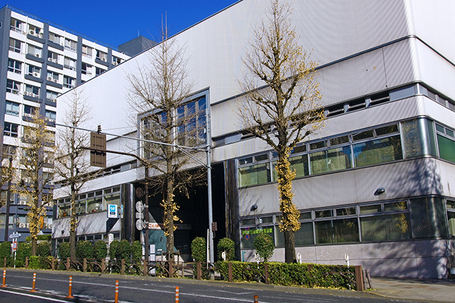 3路線3駅利用可能！公園やスーパーが近く住環境◎