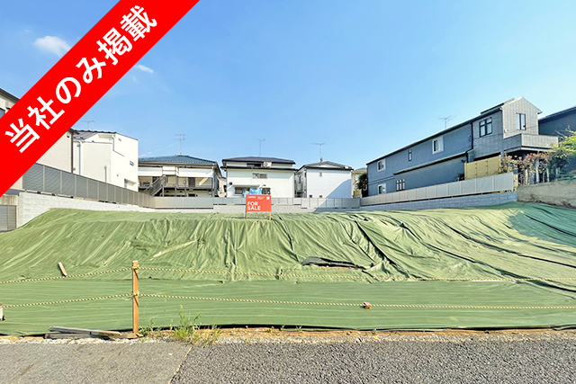 「桜新町」に1階リビングの明るい家