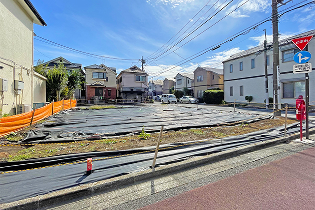 三方角地で陽当たりを独り占め！63坪の大型邸宅地
