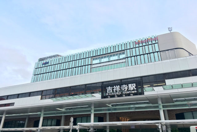 ゆとりある美しい街並みが魅力。間口12mで叶う余裕のある暮らし