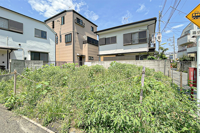 駅から徒歩4分の好立地、落ち着いた住宅街に位置する限定一区画