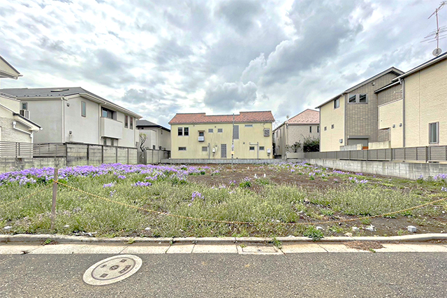 高い建物がなく閑静な住宅街、「自由が丘」に理想を家を