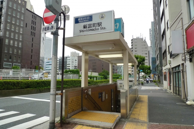 東京駅至近、新富町駅・八丁堀駅、2駅利用可能。約60㎡の限定一区画