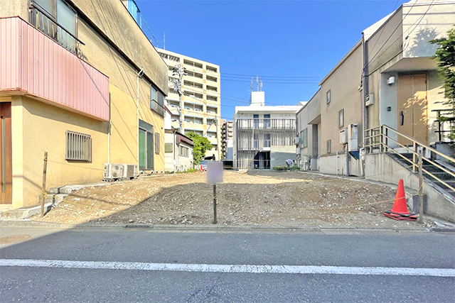 「用賀」駅9分！二方道路に面し、開放感に優れた整形地