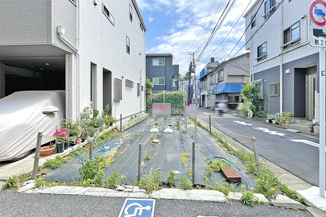 容積率300%！「西大井」の南東角地、店舗併用住宅など◎
