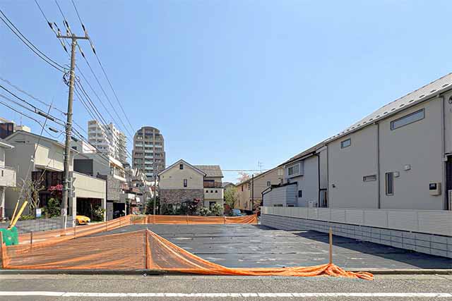 奥沢駅徒歩3分！115㎡の角地、自然光を取り込んだ明るい家を