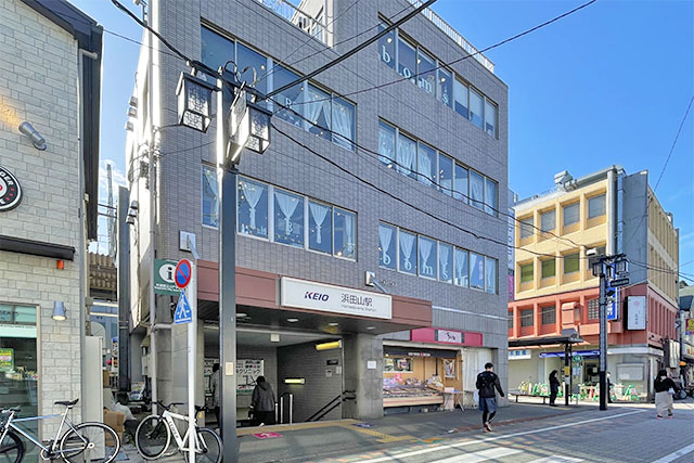 通勤に大変便利な好立地、LDK約16帖＋居室4部屋を有した4LDKの建築参考プランあり