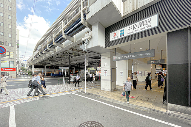 駅近×落ち着いた住宅街、東南向きの邸宅地