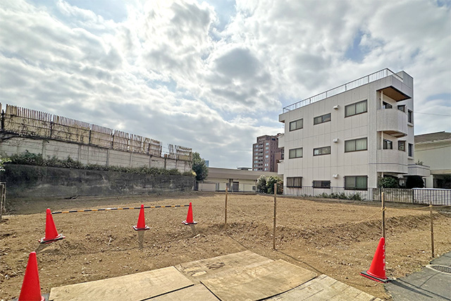 駅徒歩4分！緑溢れる47坪超のゆとりある分譲地