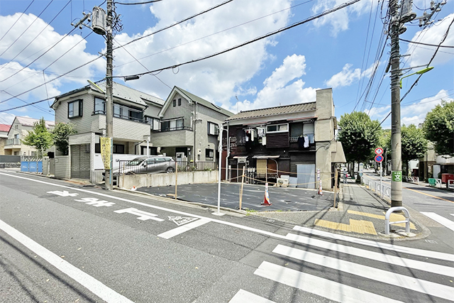 延床面積120㎡建築可能！「深沢」の南西角地